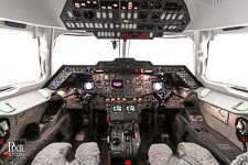 hawker800-2-008 avionics aviation photography